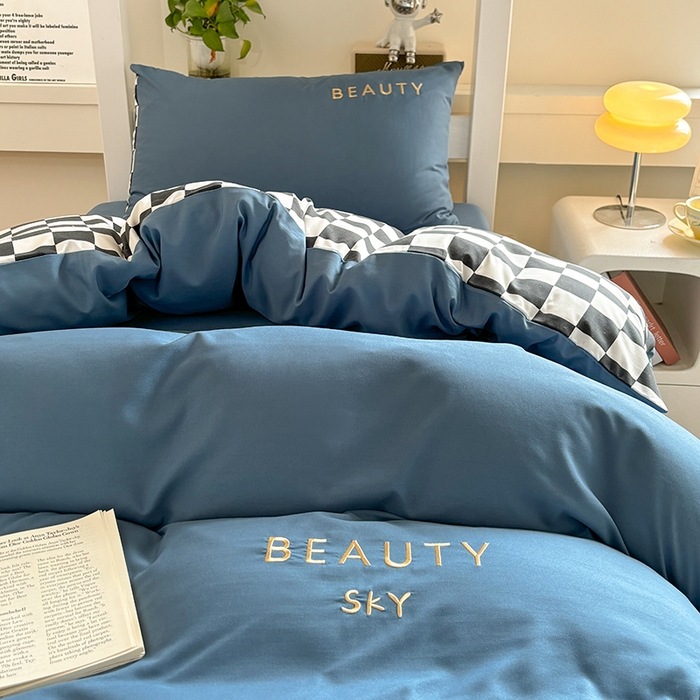 91家纺网 家纺一手货源 找家纺 麦空家居 2025新款 学生季 抗菌水洗棉刺绣学生三件套 - 布丁系列 宾利蓝