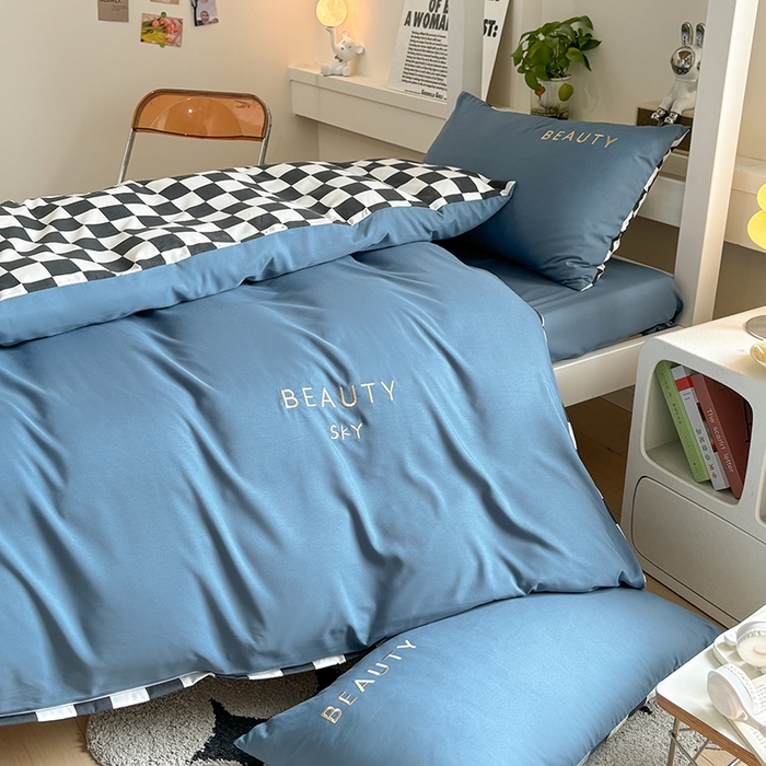 91家纺网 家纺一手货源 找家纺 麦空家居 2025新款 学生季 抗菌水洗棉刺绣学生三件套 - 布丁系列 宾利蓝