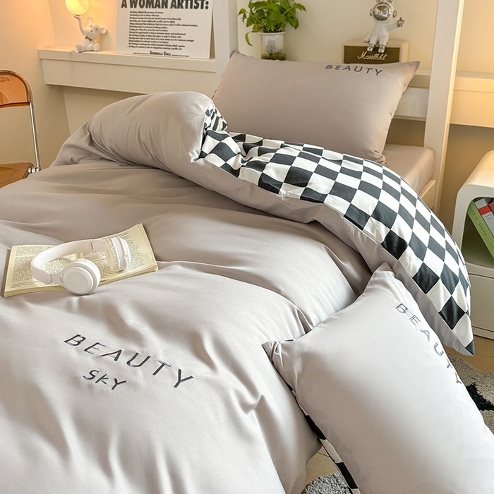 91家纺网 家纺一手货源 找家纺 麦空家居 2025新款 学生季 抗菌水洗棉刺绣学生三件套 - 布丁系列 高山灰