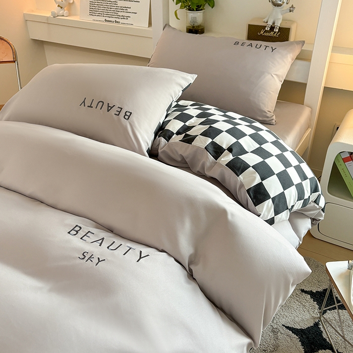 91家纺网 家纺一手货源 找家纺 麦空家居 2025新款 学生季 抗菌水洗棉刺绣学生三件套 - 布丁系列 高山灰