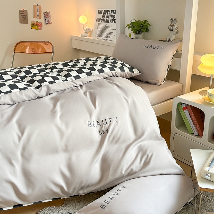 91家纺网 家纺一手货源 找家纺 麦空家居 2025新款 学生季 抗菌水洗棉刺绣学生三件套 - 布丁系列 高山灰