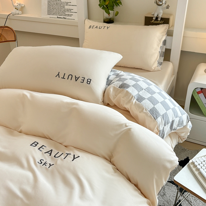 91家纺网 家纺一手货源 找家纺 麦空家居 2025新款 学生季 抗菌水洗棉刺绣学生三件套 - 布丁系列 奶昔白