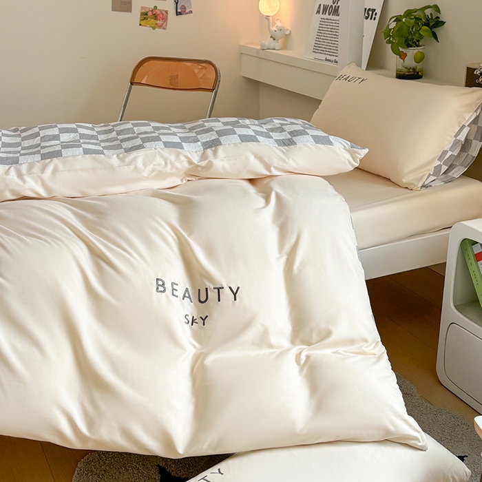 91家纺网 家纺一手货源 找家纺 麦空家居 2025新款 学生季 抗菌水洗棉刺绣学生三件套 - 布丁系列 奶昔白