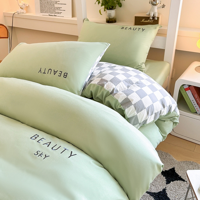 91家纺网 家纺一手货源 找家纺 麦空家居 2025新款 学生季 抗菌水洗棉刺绣学生三件套 - 布丁系列 牛油果