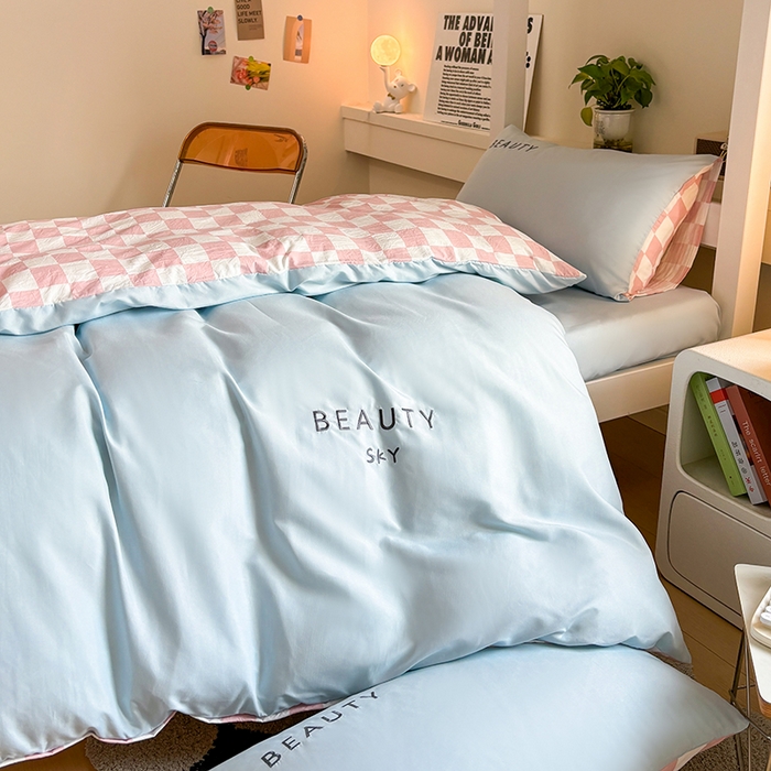 91家纺网 家纺一手货源 找家纺 麦空家居 2025新款 学生季 抗菌水洗棉刺绣学生三件套 - 布丁系列 天空兰