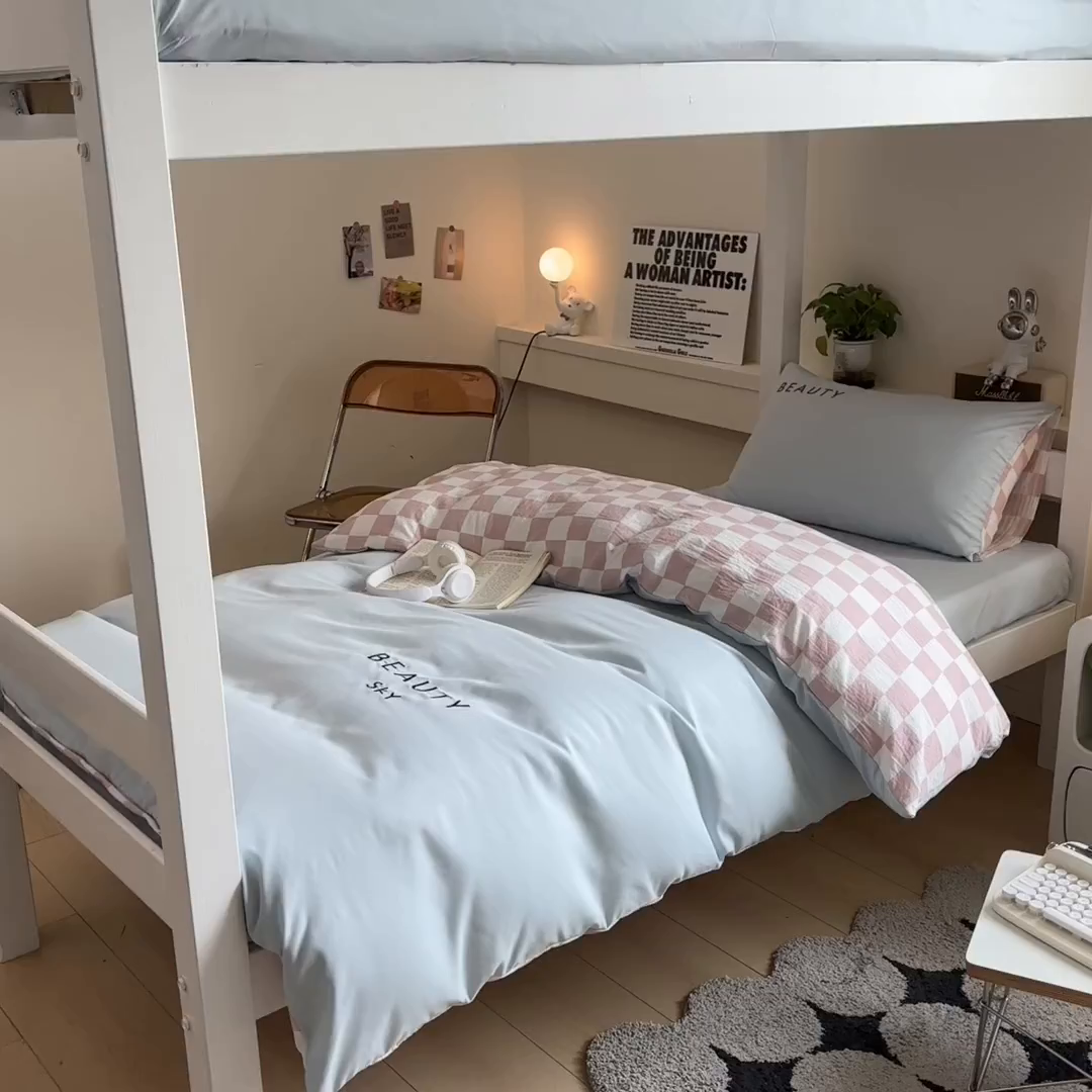 91家纺网 家纺一手货源 找家纺 麦空家居 2025新款 学生季 抗菌水洗棉刺绣学生三件套 - 布丁系列 天空兰