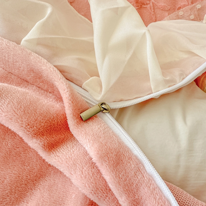 91家纺网 家纺一手货源 找家纺 锦格家纺 2025新款A类高克重雕花牛奶绒花边四件套 初薇-豆沙