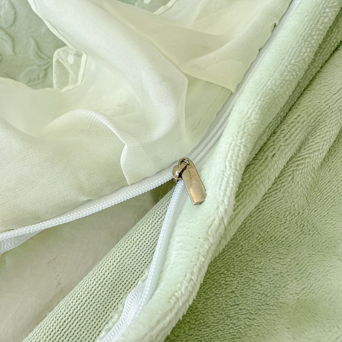 91家纺网 家纺一手货源 找家纺 锦格家纺 2025新款A类高克重雕花牛奶绒花边四件套 初薇-绿