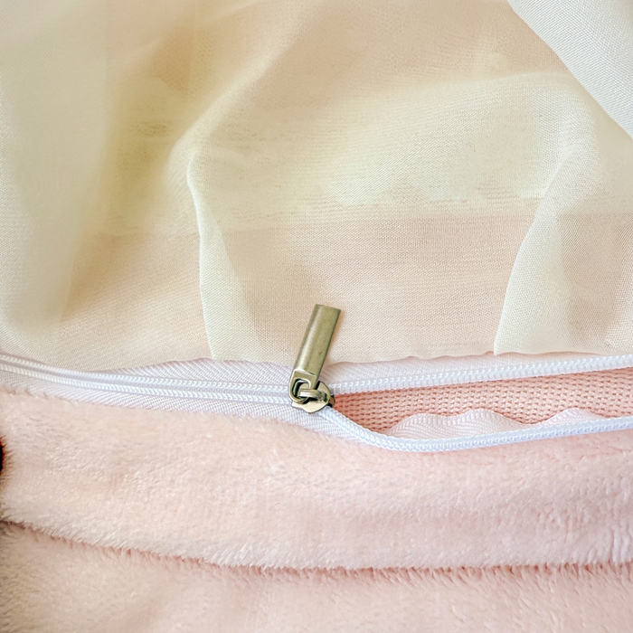 91家纺网 家纺一手货源 找家纺 锦格家纺 2025新款A类高克重雕花牛奶绒花边四件套 初薇-玉粉