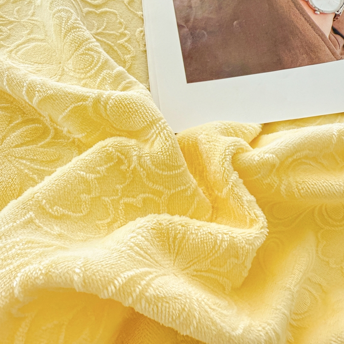 91家纺网 家纺一手货源 找家纺 锦格家纺 2025新款A类高克重雕花牛奶绒花边四件套 幻梦-黄