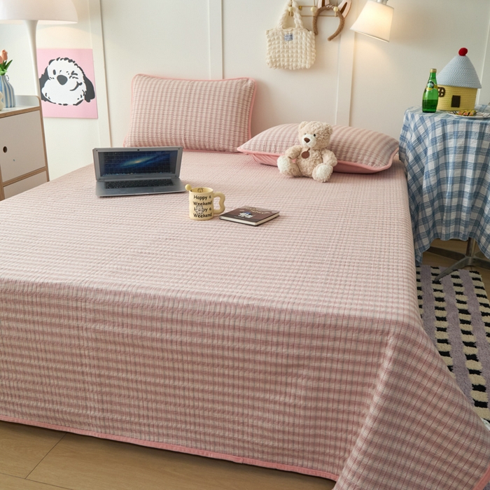 91家纺网 家纺一手货源 找家纺 沐纯家居 2025新款色织水洗棉棉绒（大豆纤维填充）床盖三件套 柠檬-粉