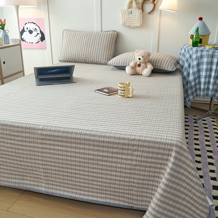 91家纺网 家纺一手货源 找家纺 沐纯家居 2025新款色织水洗棉棉绒（大豆纤维填充）床盖三件套 柠檬-灰