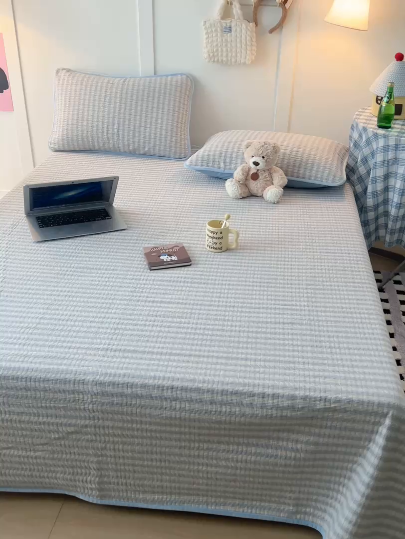 91家纺网 家纺一手货源 找家纺 沐纯家居 2025新款色织水洗棉棉绒（大豆纤维填充）床盖三件套 柠檬-蓝