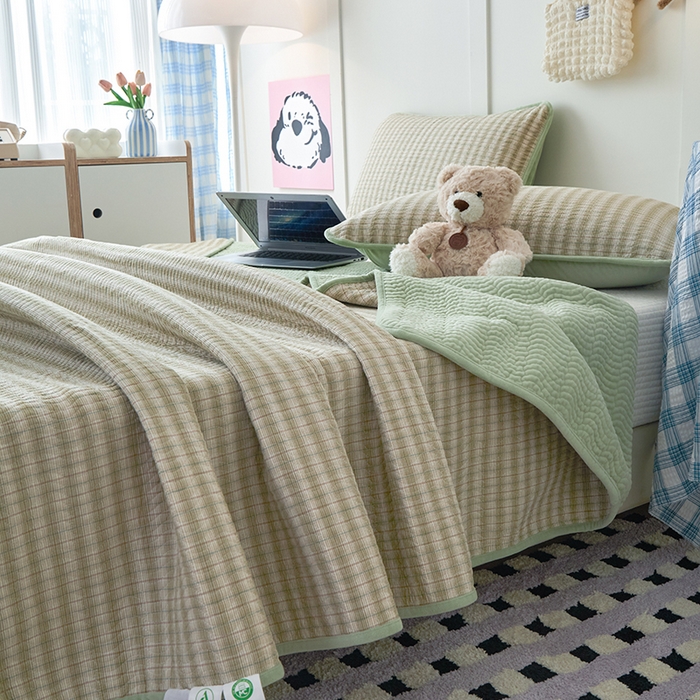 91家纺网 家纺一手货源 找家纺 沐纯家居 2025新款色织水洗棉棉绒（大豆纤维填充）床盖三件套 柠檬-绿