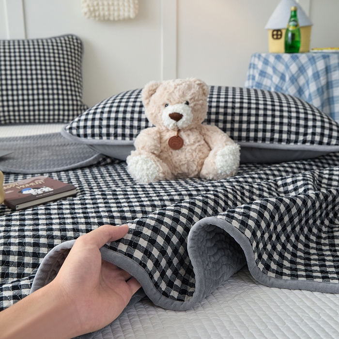 91家纺网 家纺一手货源 找家纺 （总）沐纯家居 2025新款色织水洗棉棉绒（大豆纤维填充）床盖三件套