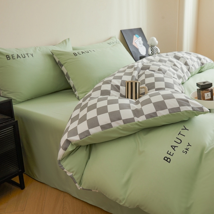 91家纺网 家纺一手货源 找家纺 （总）麦空家居 2025新款水洗棉刺绣四件套-布丁（棋盘格）