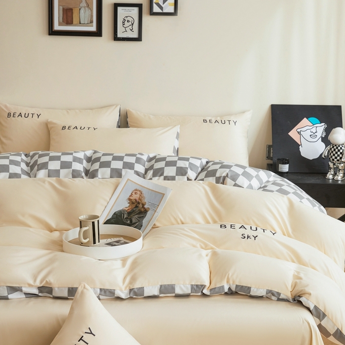 91家纺网 家纺一手货源 找家纺 麦空家居 2025新款水洗棉刺绣四件套-布丁（棋盘格） 奶昔白