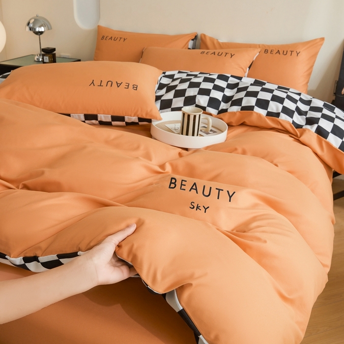 91家纺网 家纺一手货源 找家纺 麦空家居 2025新款水洗棉刺绣四件套-布丁（棋盘格） 爱马橙