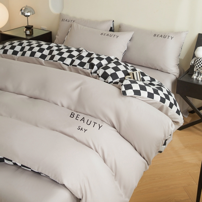 91家纺网 家纺一手货源 找家纺 麦空家居 2025新款水洗棉刺绣四件套-布丁（棋盘格） 高山灰