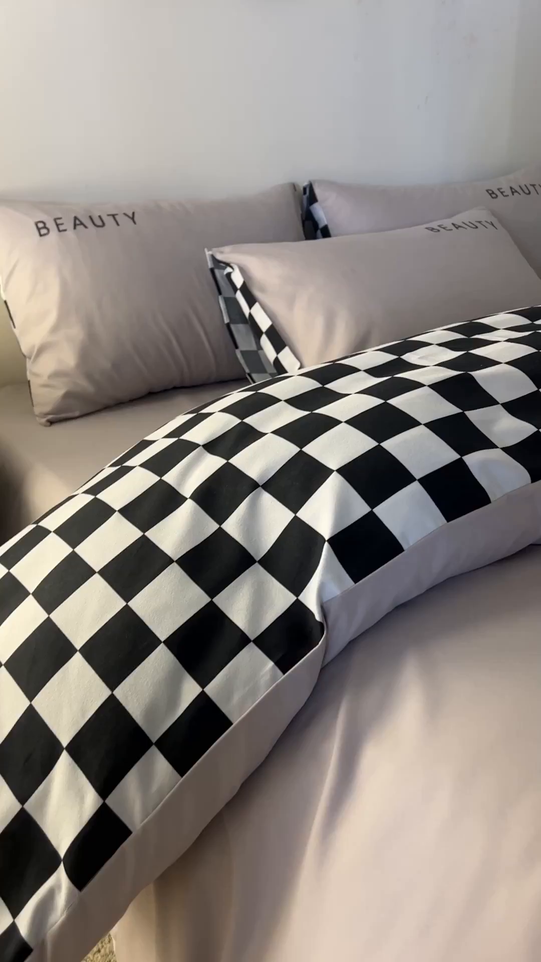 91家纺网 家纺一手货源 找家纺 麦空家居 2025新款水洗棉刺绣四件套-布丁（棋盘格） 高山灰