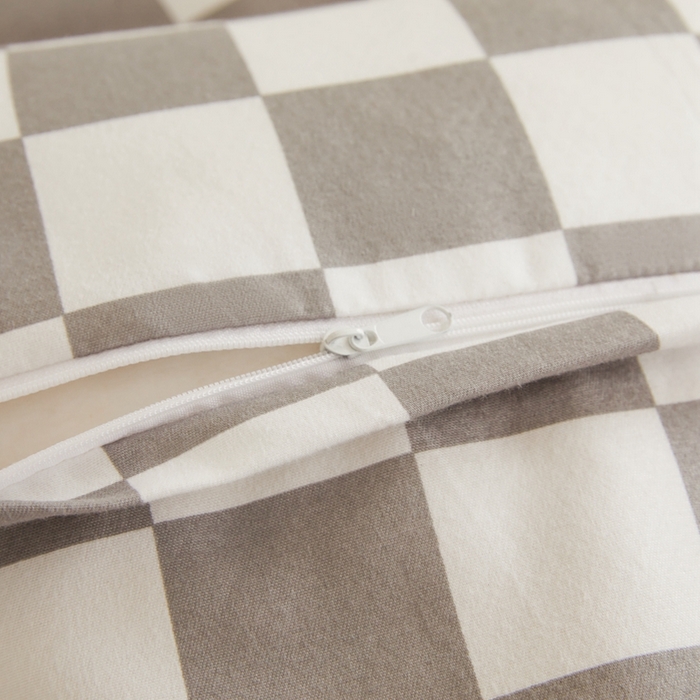 91家纺网 家纺一手货源 找家纺 麦空家居 2025新款水洗棉刺绣四件套-布丁（棋盘格） 奶油粉