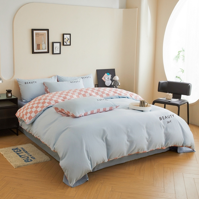 91家纺网 家纺一手货源 找家纺 麦空家居 2025新款水洗棉刺绣四件套-布丁（棋盘格） 天空兰