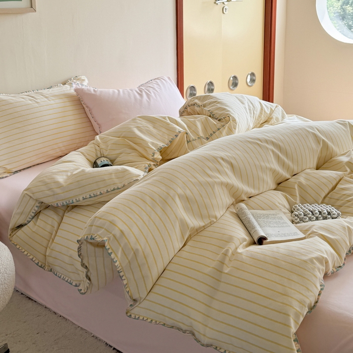 91家纺网 家纺一手货源 找家纺 艾莱家纺 2025新款七彩贝壳全棉加厚超柔磨毛四件套 幻珊-黄粉中条