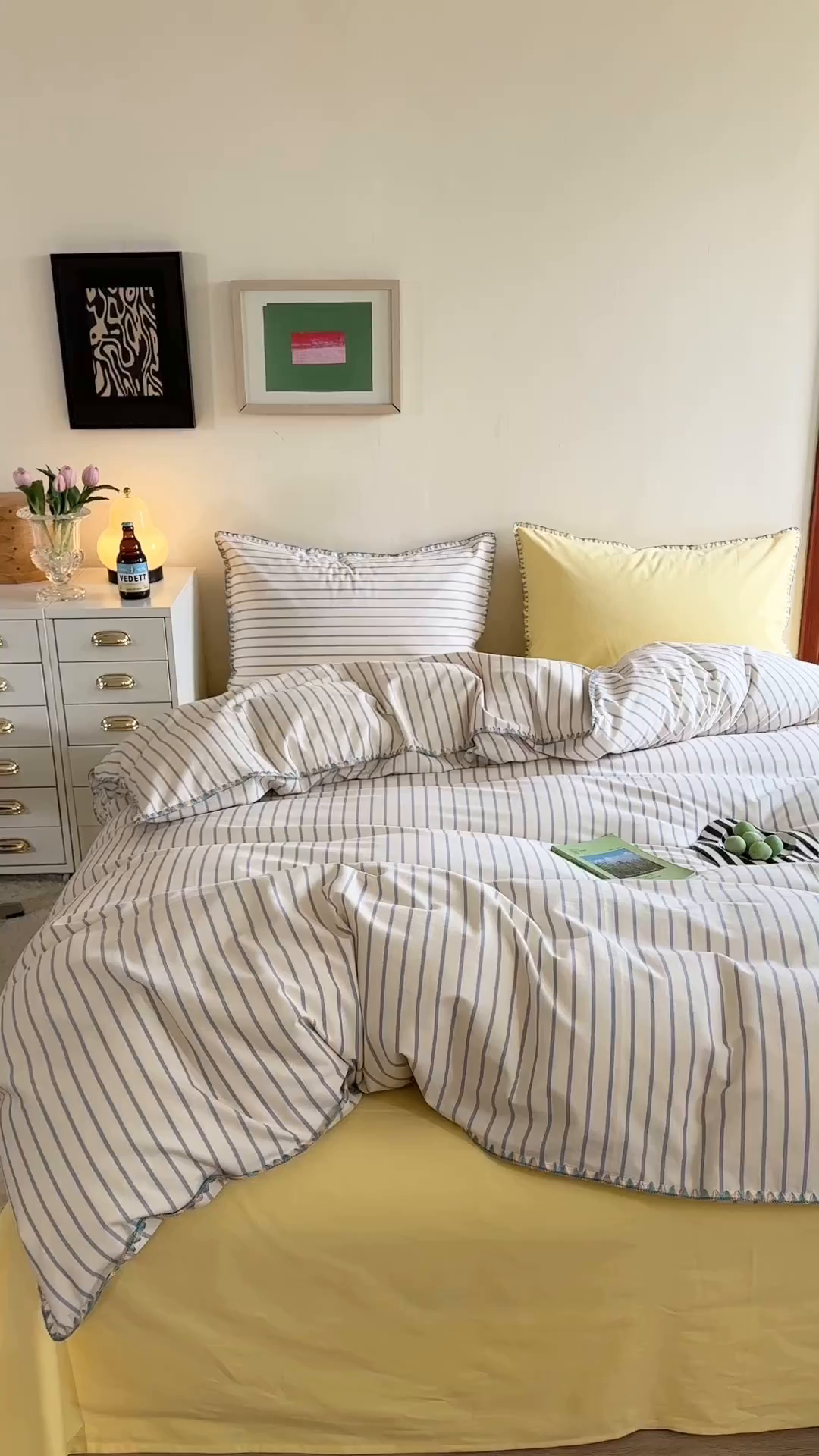 91家纺网 家纺一手货源 找家纺 艾莱家纺 2025新款七彩贝壳全棉加厚超柔磨毛四件套 幻珊-蓝黄中条