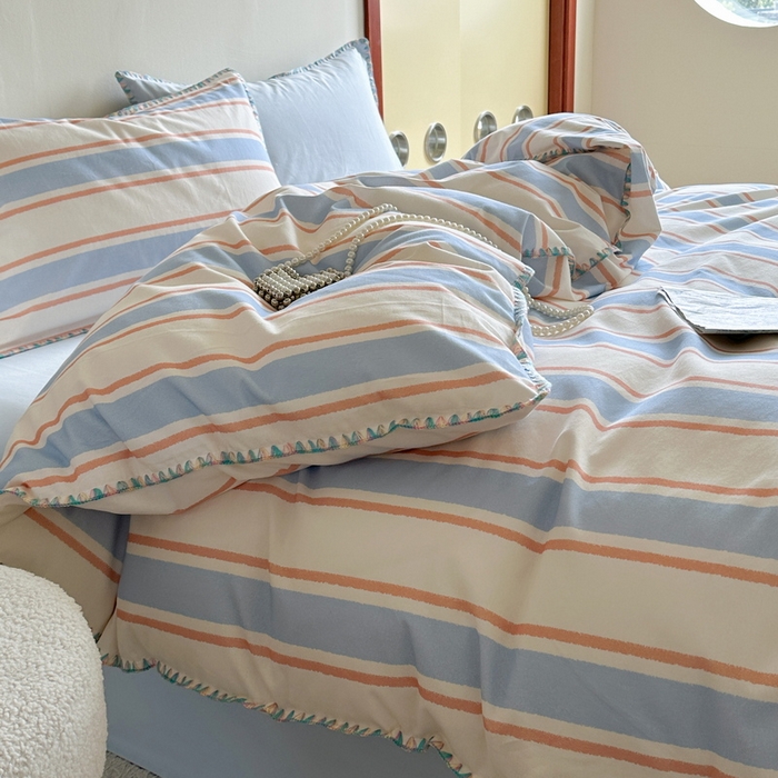 91家纺网 家纺一手货源 找家纺 艾莱家纺 2025新款七彩贝壳全棉加厚超柔磨毛四件套 幻珊-蓝宽条