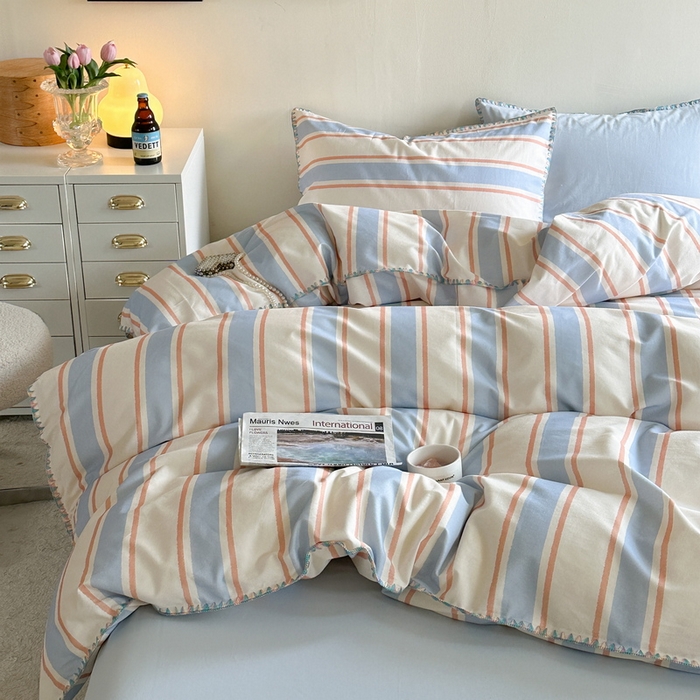 91家纺网 家纺一手货源 找家纺 艾莱家纺 2025新款七彩贝壳全棉加厚超柔磨毛四件套 幻珊-蓝宽条