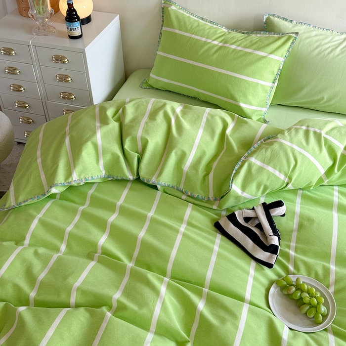 91家纺网 家纺一手货源 找家纺 艾莱家纺 2025新款七彩贝壳全棉加厚超柔磨毛四件套 幻珊-绿宽条