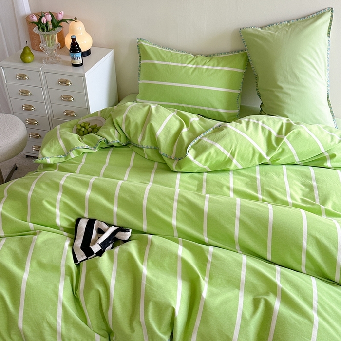 91家纺网 家纺一手货源 找家纺 艾莱家纺 2025新款七彩贝壳全棉加厚超柔磨毛四件套 幻珊-绿宽条