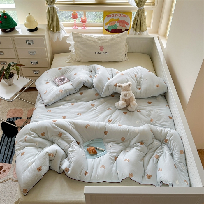 91家纺网 家纺一手货源 找家纺 暖生活 2025新款牛奶针织棉四季被冬被 查理汪