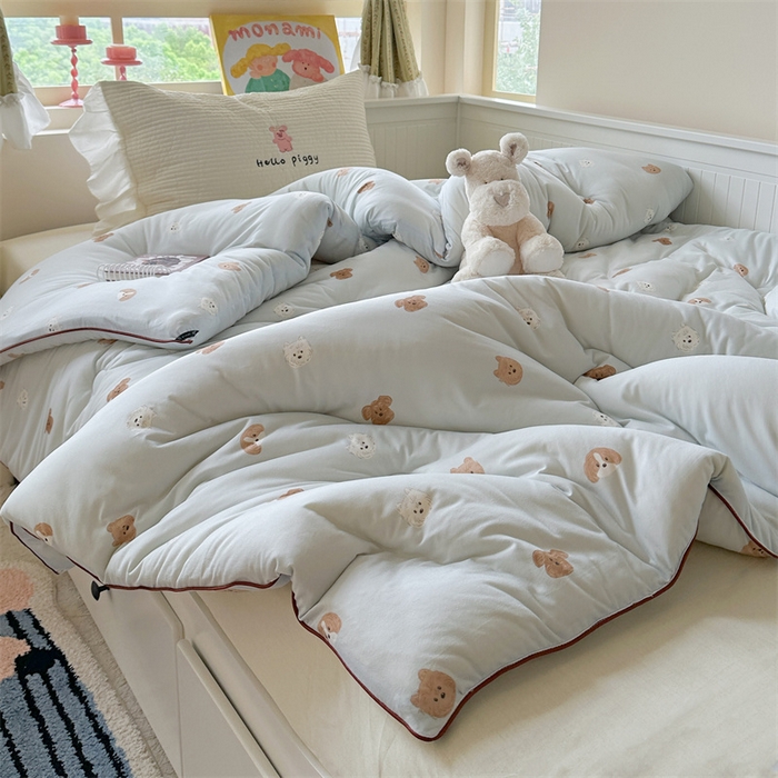 91家纺网 家纺一手货源 找家纺 暖生活 2025新款牛奶针织棉四季被冬被 查理汪