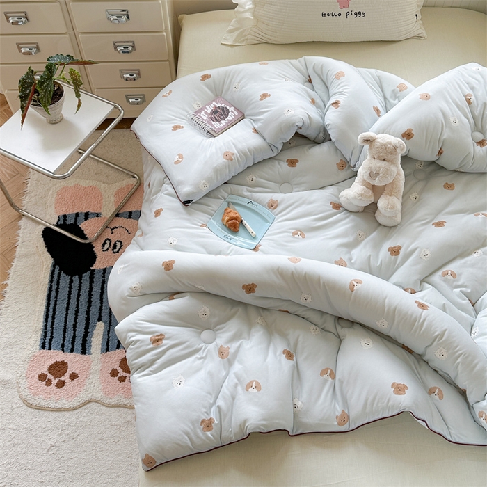 91家纺网 家纺一手货源 找家纺 暖生活 2025新款牛奶针织棉四季被冬被 查理汪