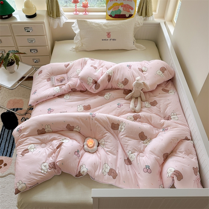 91家纺网 家纺一手货源 找家纺 暖生活 2025新款牛奶针织棉四季被冬被 好朋友