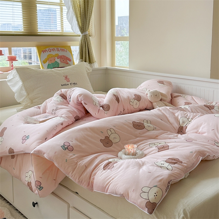 91家纺网 家纺一手货源 找家纺 暖生活 2025新款牛奶针织棉四季被冬被 好朋友