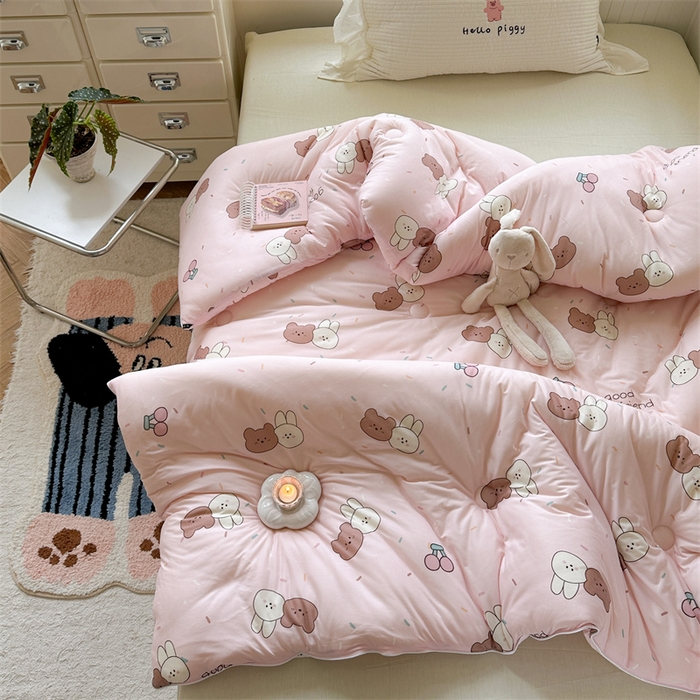 91家纺网 家纺一手货源 找家纺 暖生活 2025新款牛奶针织棉四季被冬被 好朋友