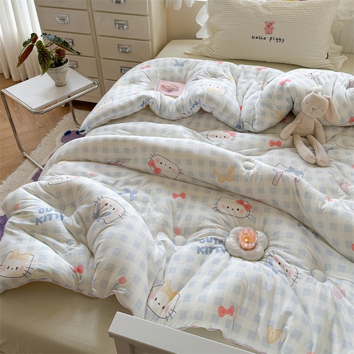 91家纺网 家纺一手货源 找家纺 暖生活 2025新款牛奶针织棉四季被冬被 蓝格凯蒂