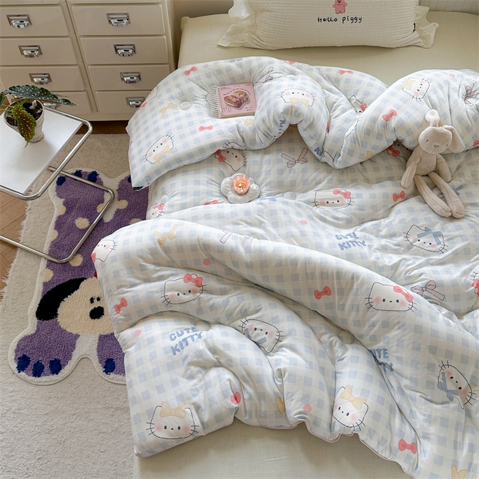 91家纺网 家纺一手货源 找家纺 暖生活 2025新款牛奶针织棉四季被冬被 蓝格凯蒂