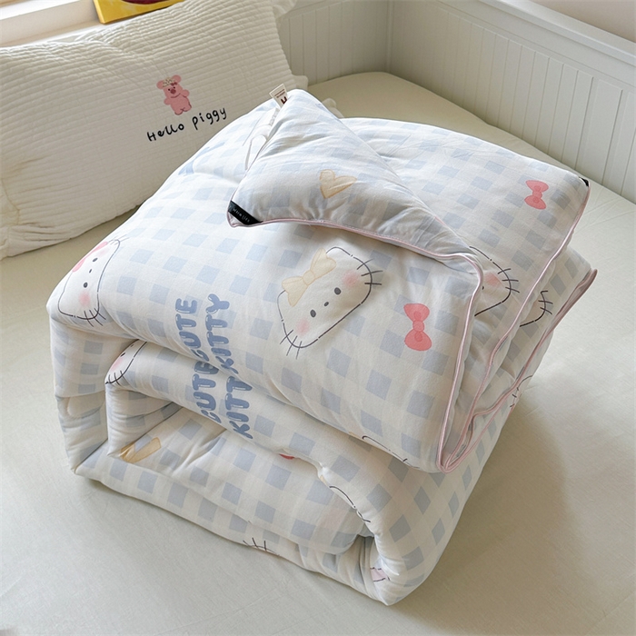 91家纺网 家纺一手货源 找家纺 暖生活 2025新款牛奶针织棉四季被冬被 蓝格凯蒂