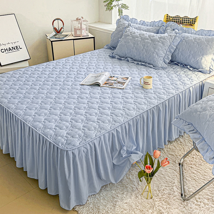 91家纺网 家纺一手货源 找家纺 鼎丰家纺 2025新款纯色高克重水洗棉夹棉床裙-曼可 曼可-浅蓝