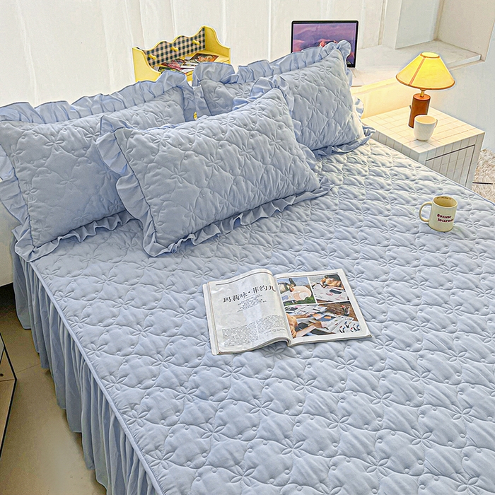 91家纺网 家纺一手货源 找家纺 鼎丰家纺 2025新款纯色高克重水洗棉夹棉床裙-曼可 曼可-浅蓝