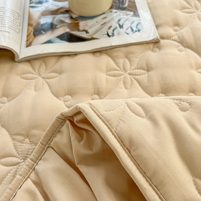 91家纺网 家纺一手货源 找家纺 鼎丰家纺 2025新款纯色高克重水洗棉夹棉床裙-曼可 曼可-卡其