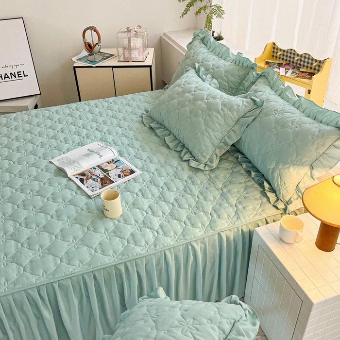 91家纺网 家纺一手货源 找家纺 鼎丰家纺 2025新款纯色高克重水洗棉夹棉床裙-曼可 曼可-浅绿