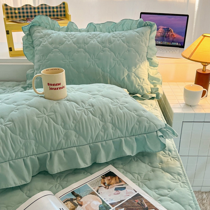 91家纺网 家纺一手货源 找家纺 鼎丰家纺 2025新款纯色高克重水洗棉夹棉床裙-曼可 曼可-浅绿