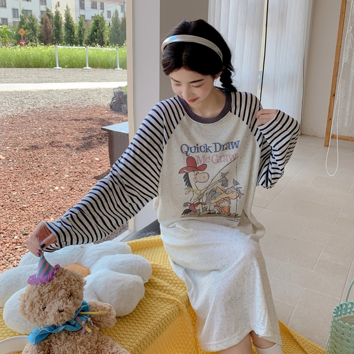 91家纺网 家纺一手货源 找家纺 妍景家居生活馆 2025新款星夜篇章懒人裙 星夜篇章懒人裙-黑色