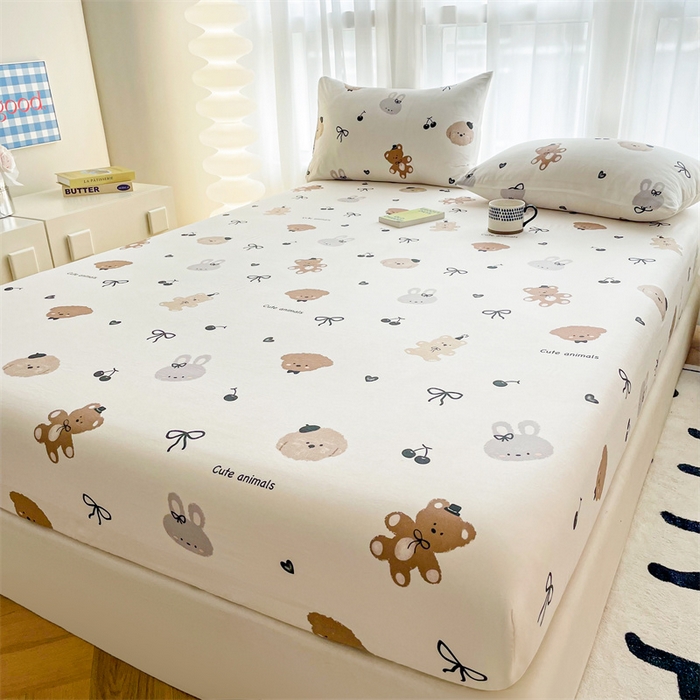 91家纺网 家纺一手货源 找家纺 鼎丰家纺 2025新款90克超柔软糯印花单床笠系列 复古小熊