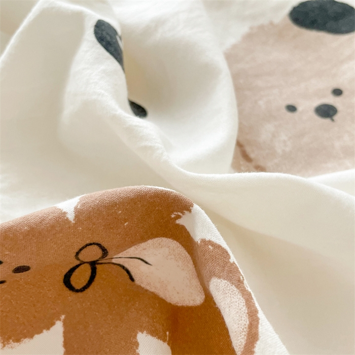 91家纺网 家纺一手货源 找家纺 鼎丰家纺 2025新款90克超柔软糯印花单床笠系列 复古小熊