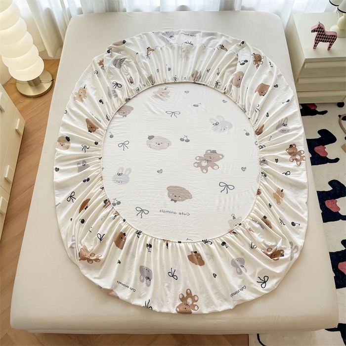 91家纺网 家纺一手货源 找家纺 鼎丰家纺 2025新款90克超柔软糯印花单床笠系列 复古小熊